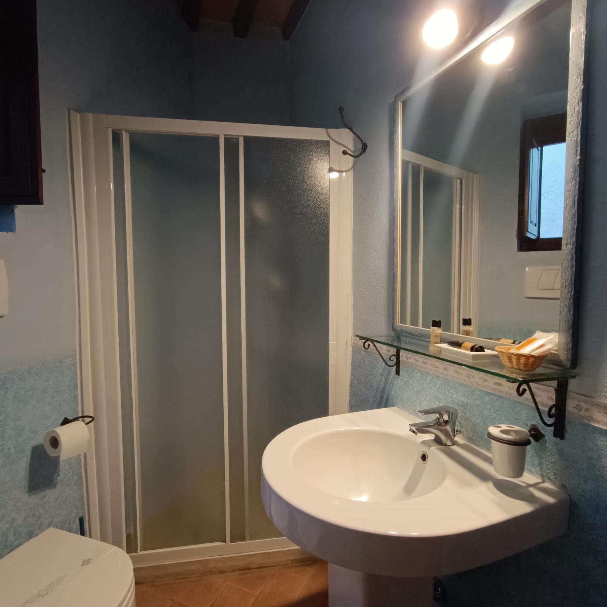 Ghigo La Locanda Di Torquato Montorgiali Esterno foto